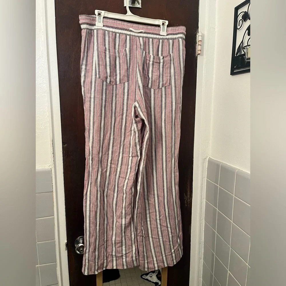 LAST CALL!! Cute Striped Pink and White Pants from Rewind. XL - Picture 2 of 3